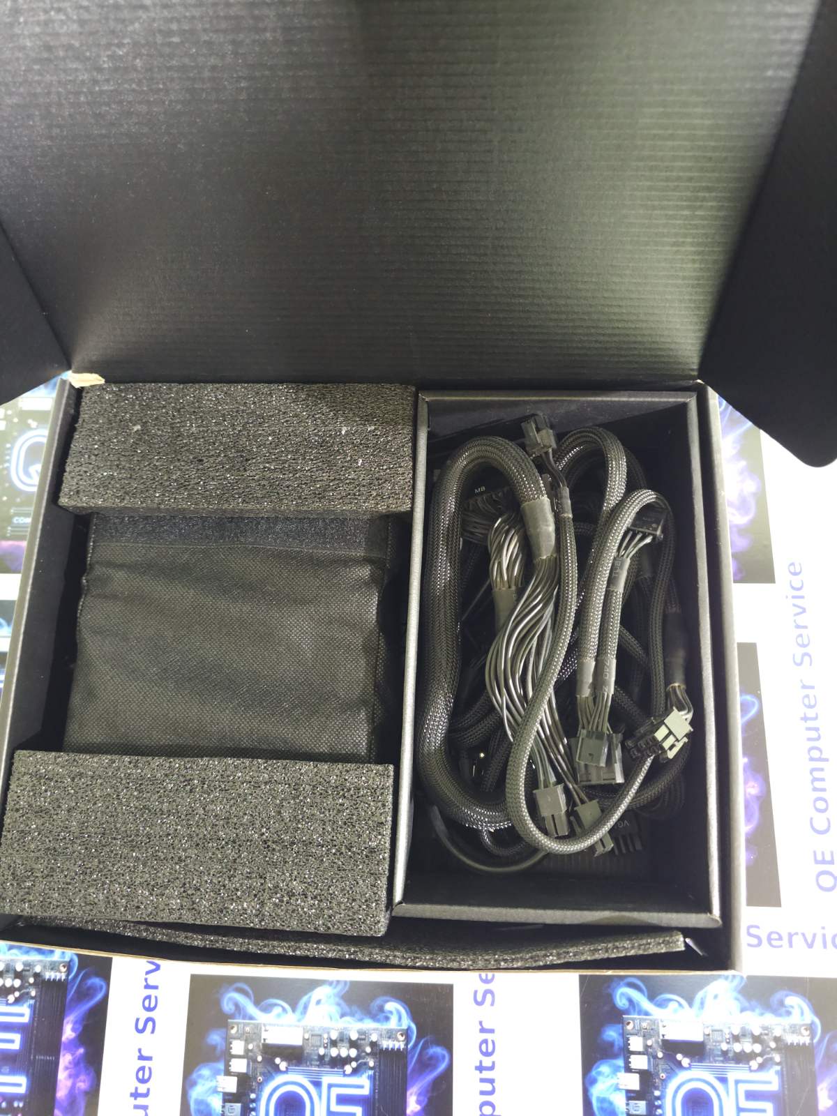 EVGA SuperNOVA 1300 G2, 80+ GOLD 1300W, напълно модулно