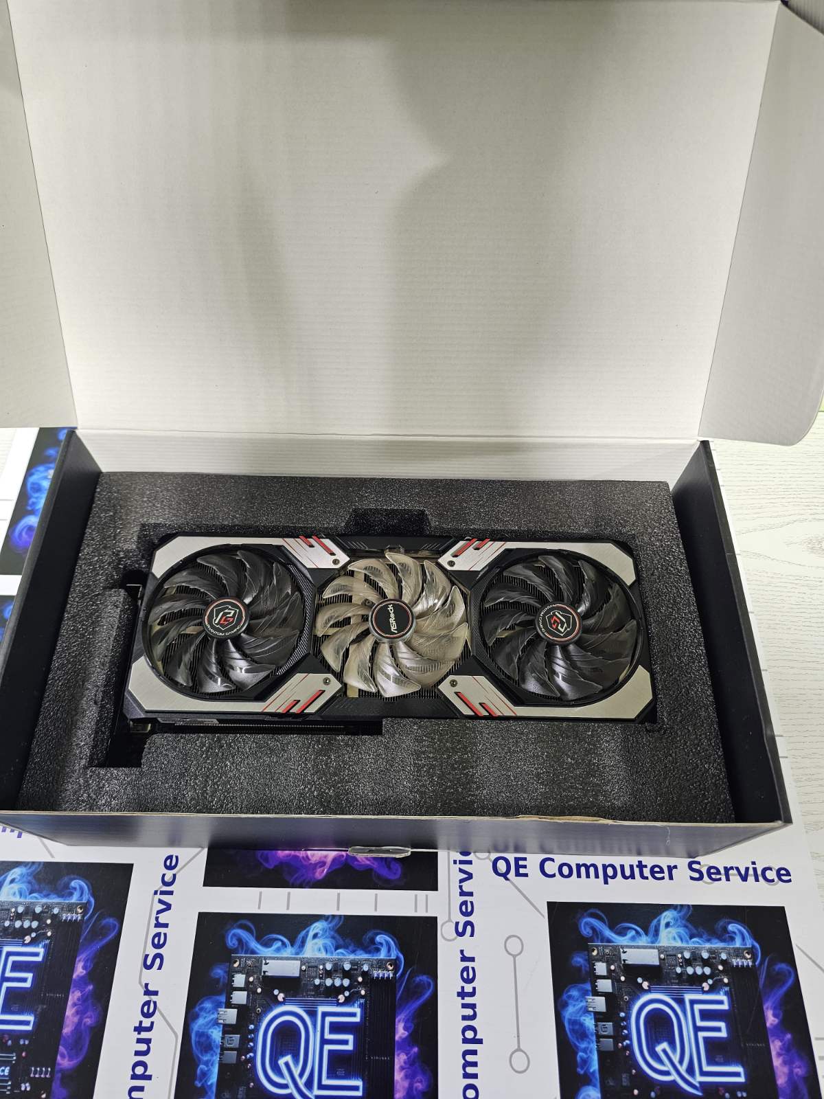 AMD Radeon™ RX 6800 XT Phantom Gaming 16GB OC