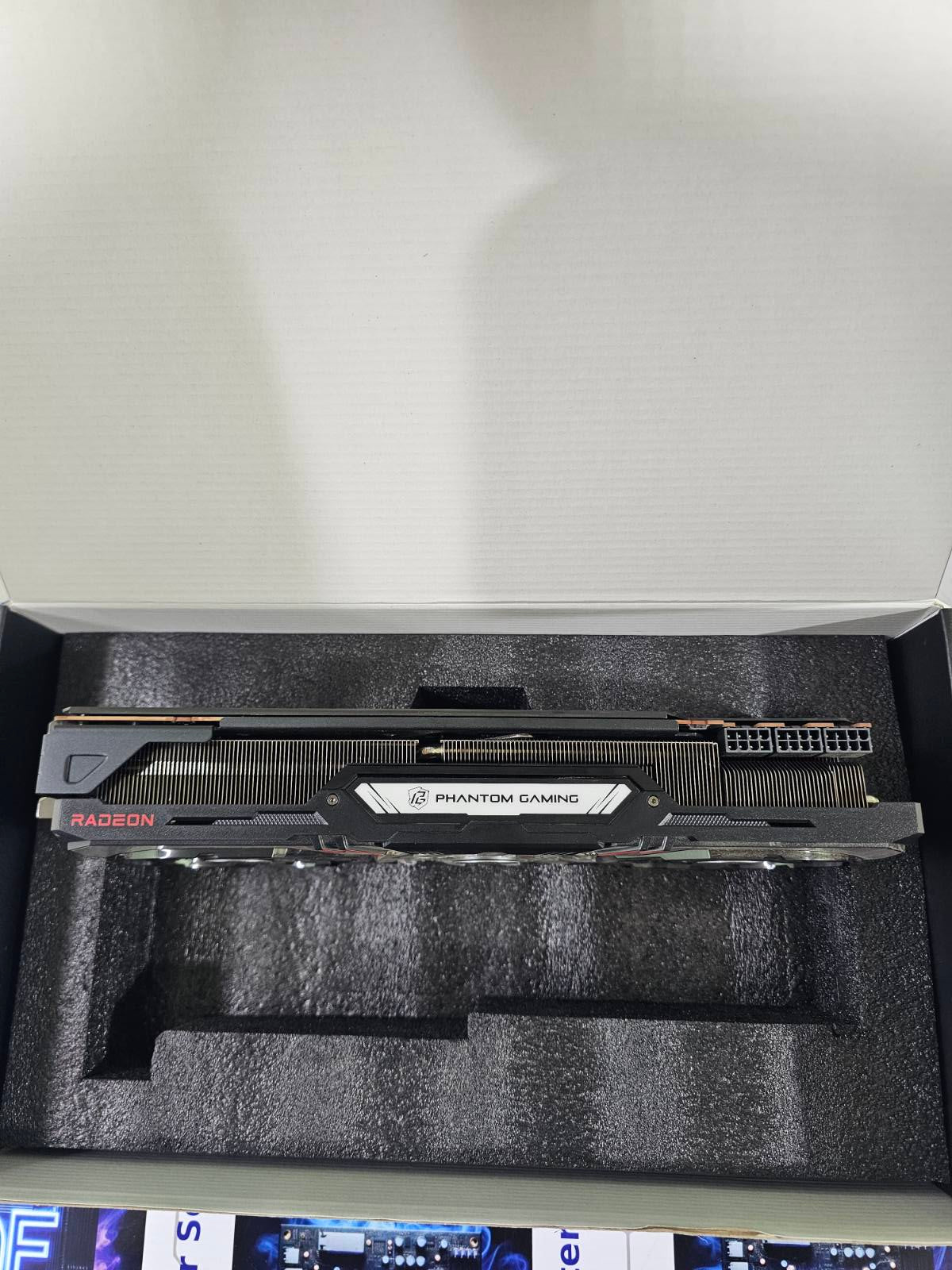 AMD Radeon™ RX 6800 XT Phantom Gaming 16GB OC