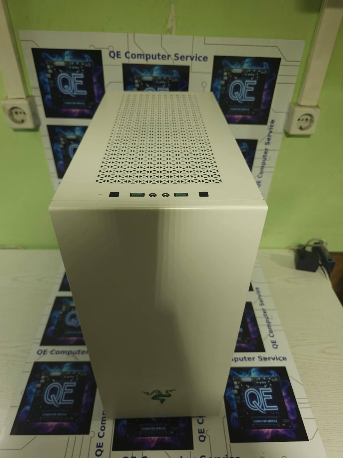 Геймърски Компютър за лек гейминг | |