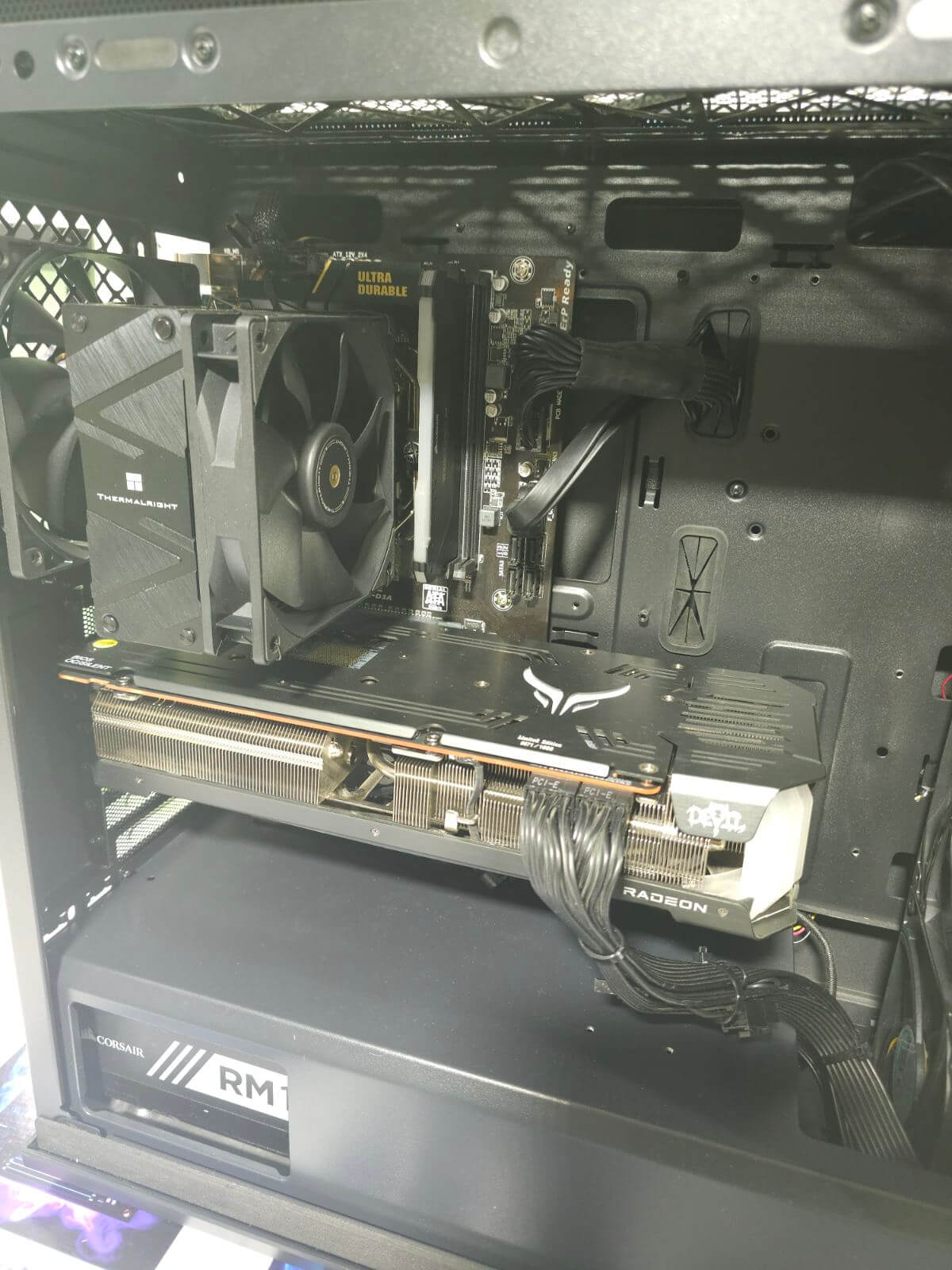 Геймърски Компютър за лек гейминг | |