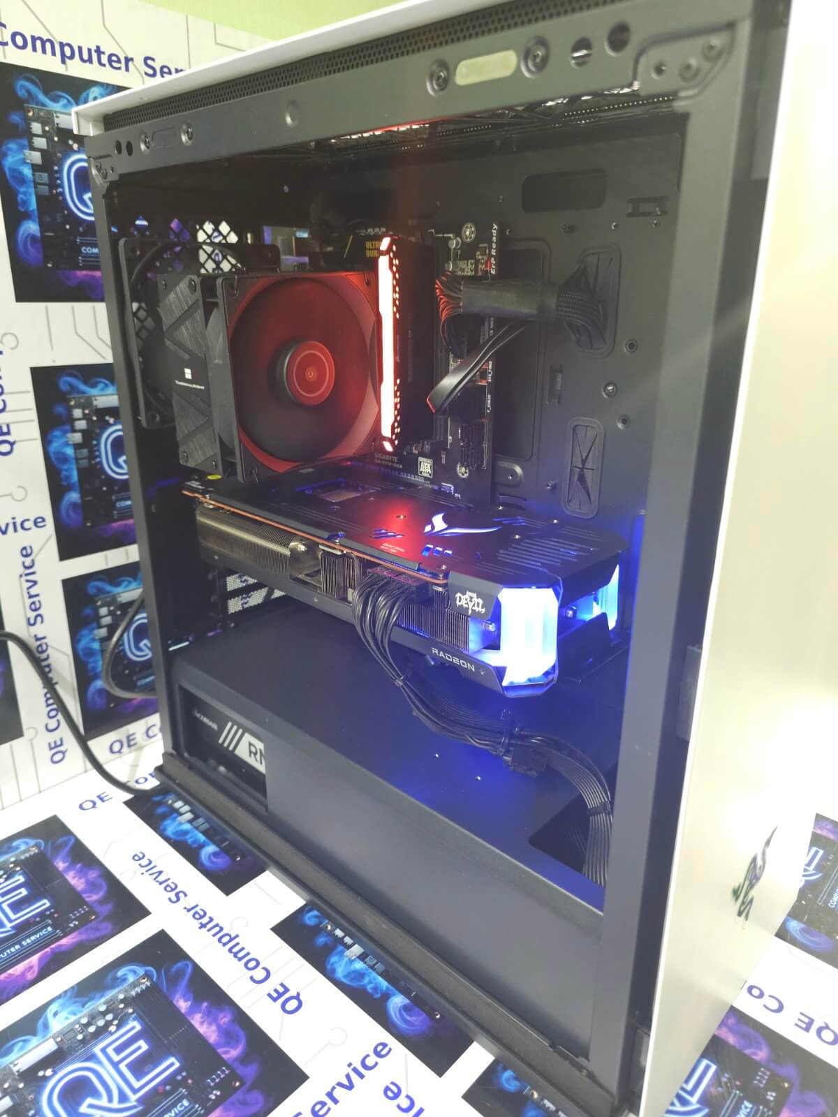 Геймърски Компютър за лек гейминг | |