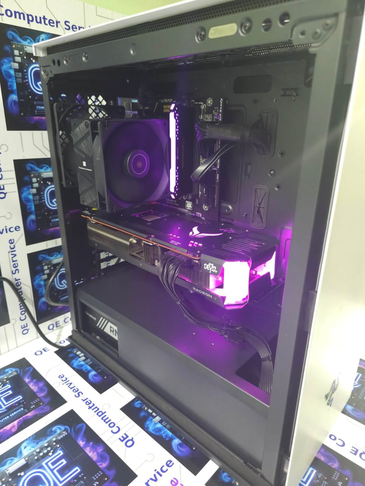 Геймърски Компютър за лек гейминг | |