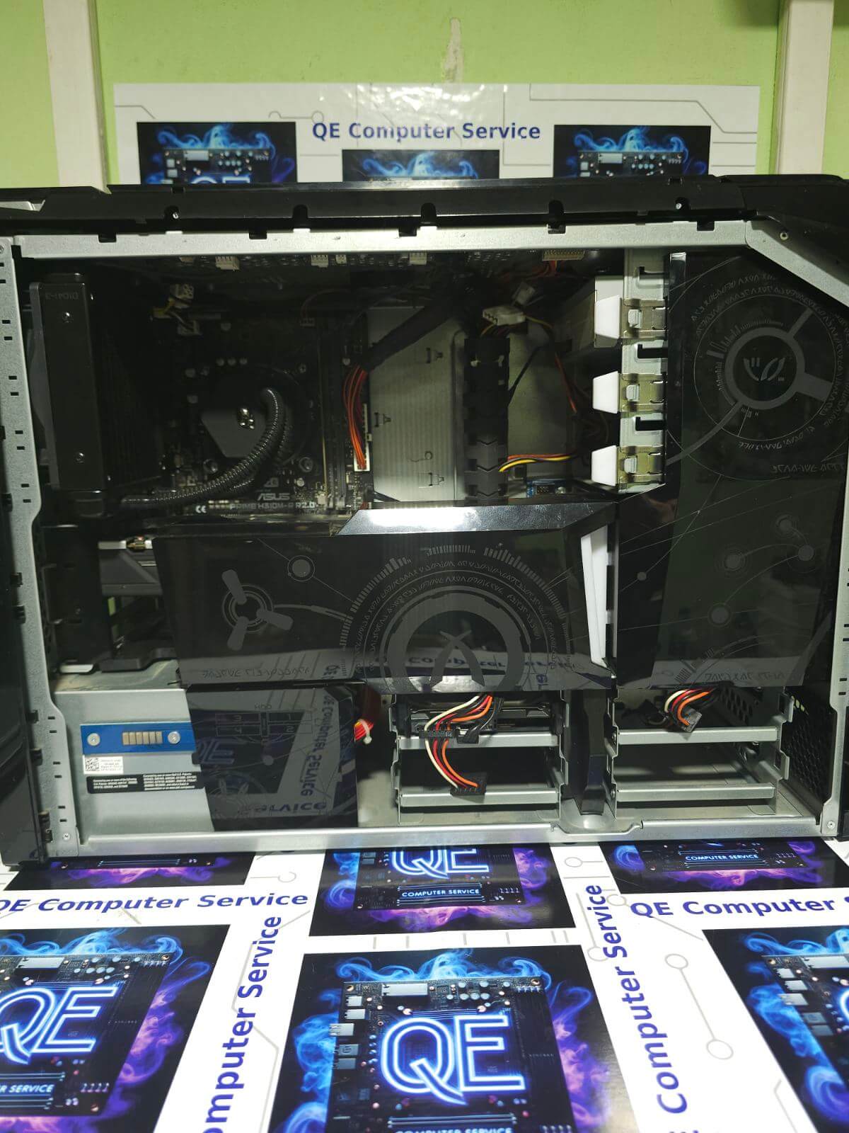 🖥️ Alienware Aurora R3
👽 Alienware gaming PC
🎮 Геймърски компютър
🧠 Intel Core i3-8100
⚡ 3.60 GHz процесор
🛠️ ASUS PRIME H310M-R R2.0
💾 8 GB DDR4 RAM
🎮 AMD Radeon RX 470
🔥 RX 470 8 GB GDDR5
💧 Водно охлаждане
❄️ Тих геймърски компютър
💽 1 TB HDD
📦 Голям хард диск
🎯 1080p gaming
🎮 CS2 PC
🎮 Fortnite PC
🎮 GTA V PC
💻 Компютър за работа
📊 Офис компютър
🎨 Графична работа
🎬 Видео и мултимедия
🚀 Възможност за ъпгрейд
⭐ Цена/качество